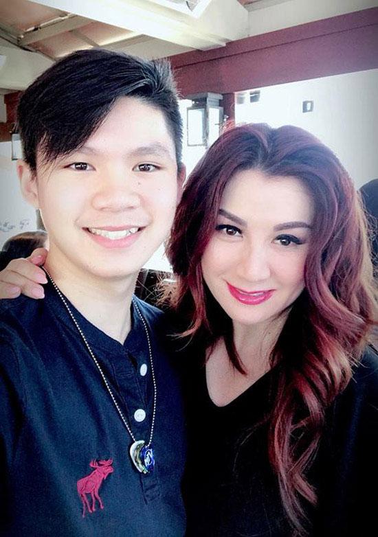 Con trai Bằng Kiều dậy thì tuổi 18 nhìn cao lớn không nhận ra-9