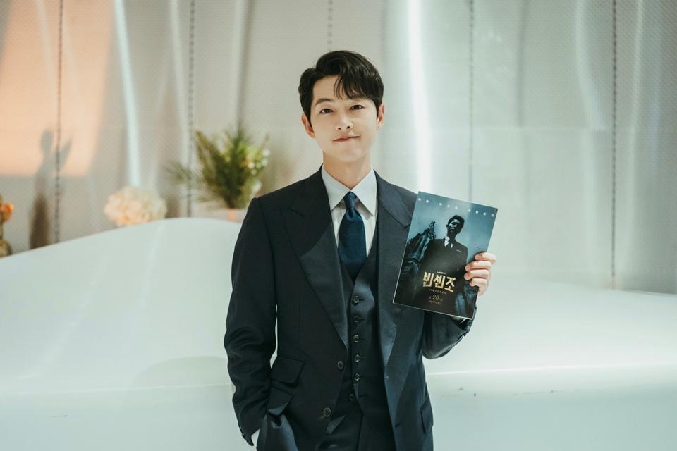 Quá khứ ít biết về Song Joong Ki-2