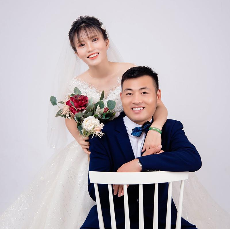 Cô dâu xứ Nghệ nói về lễ rước dâu vỏn vẹn 6 người, ảnh không kịp chụp-2