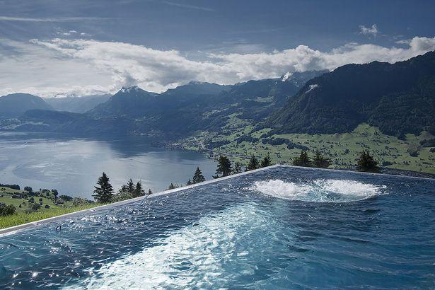 10 hồ bơi vô cực đẹp nhất thế giới ai cũng ước một lần đến thăm-3