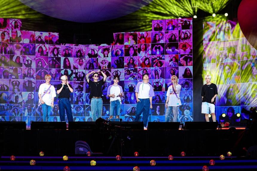 Cách nghệ sĩ Hàn Quốc kiếm tiền tỷ giữa thời dịch-1