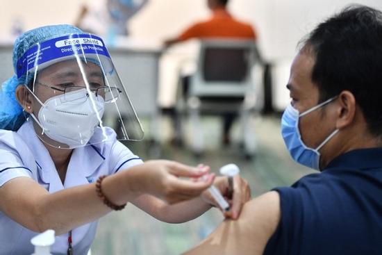 Ai không được tiêm vaccine Covid-19?