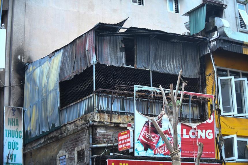 Cháy quán cháo lòng giữa nắng nóng 39 độ C-3