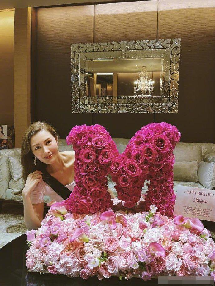 Hoa hậu Lý Gia Hân đón tuổi 51, vẫn nghiêng nước nghiêng thành-1