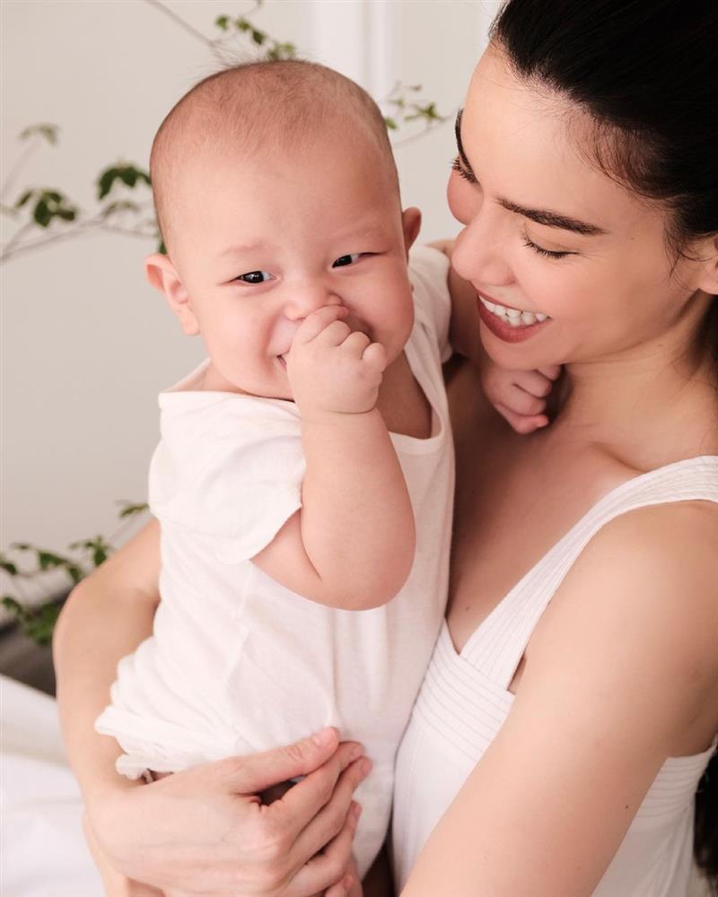 Hồ Ngọc Hà chịu thua vì màn phá game cà chớn của Leon-8