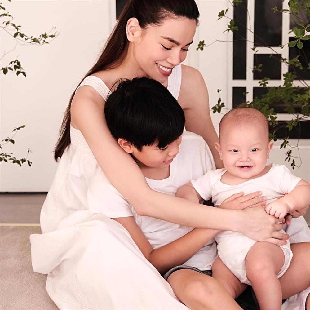 Hồ Ngọc Hà chịu thua vì màn phá game cà chớn của Leon-3