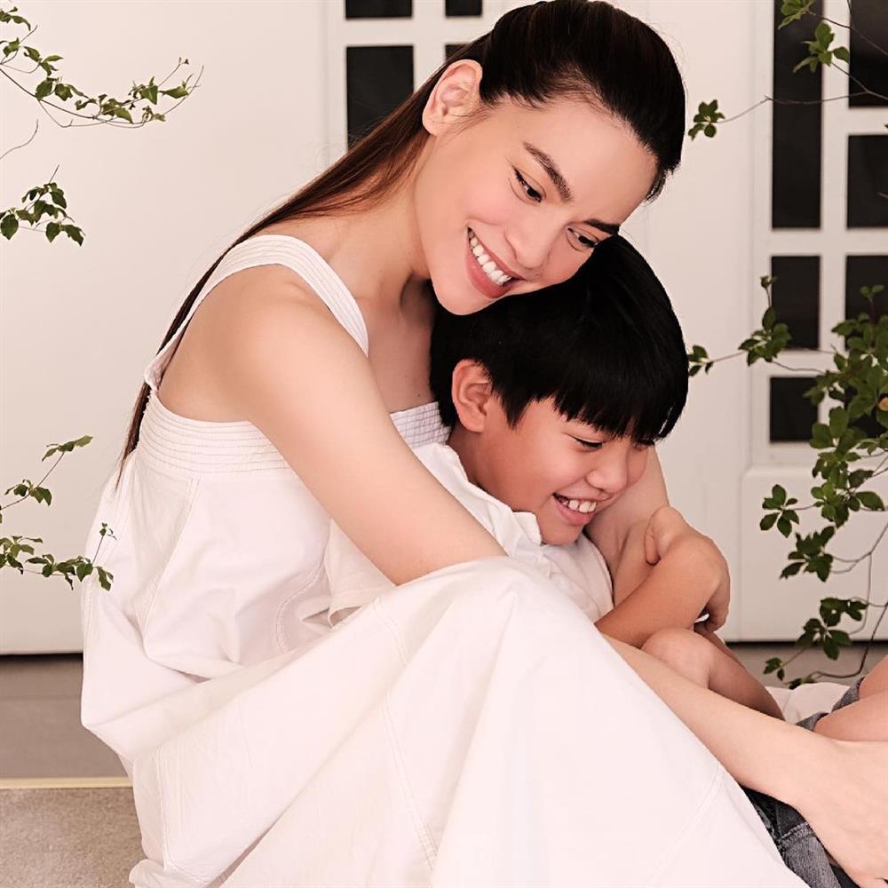 Hồ Ngọc Hà chịu thua vì màn phá game cà chớn của Leon-2