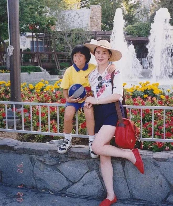 Người vợ hi sinh cả thanh xuân vì chồng của vua võ thuật Thành Long-8