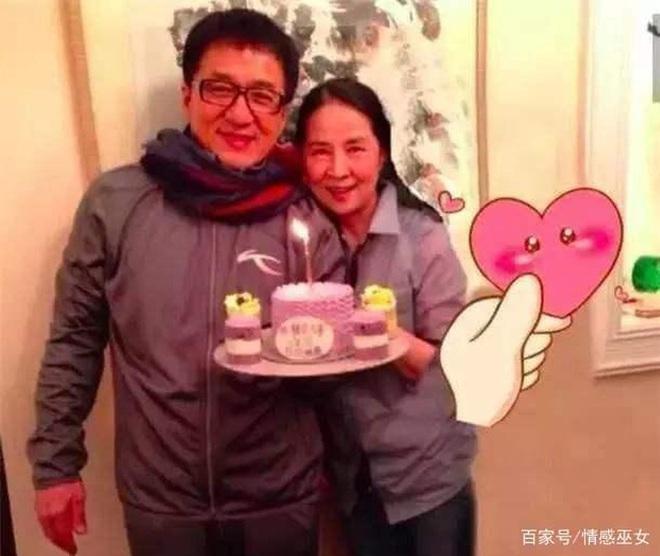 Người vợ hi sinh cả thanh xuân vì chồng của vua võ thuật Thành Long-11