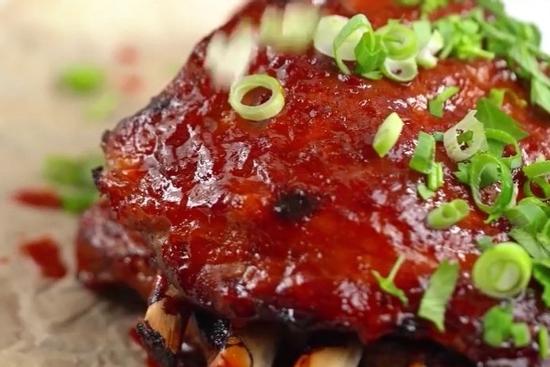 Cách ướp và nướng sườn cay kiểu Hàn Quốc