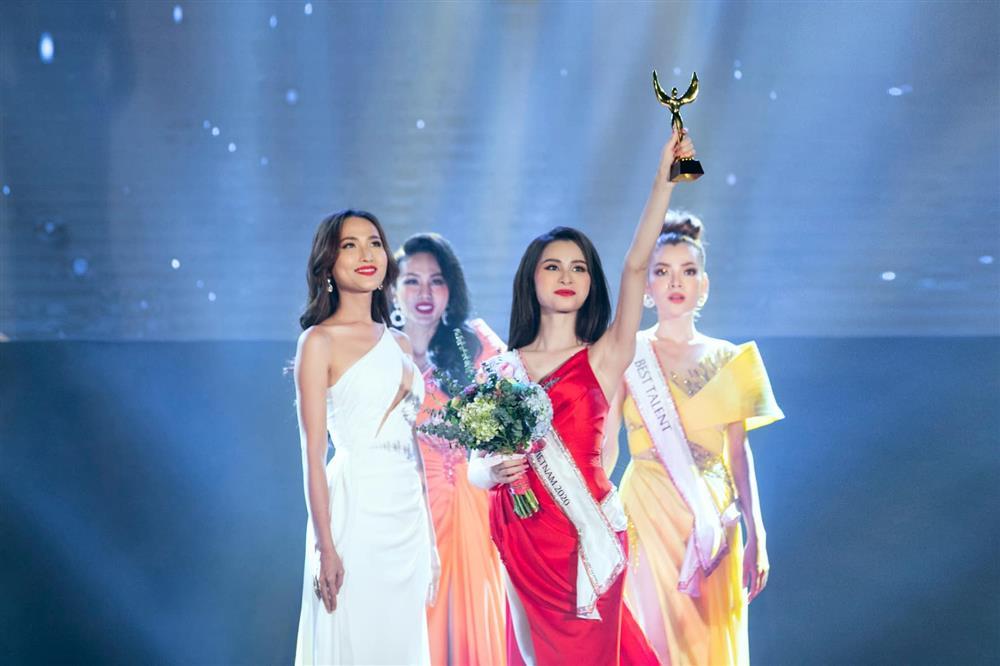 Á hậu Chuyển giới Việt Nam Tường Vi lộ clip nóng?-3