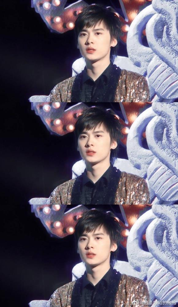 Lý Dịch Phong thời đi học phát khổ vì quá đẹp trai-5