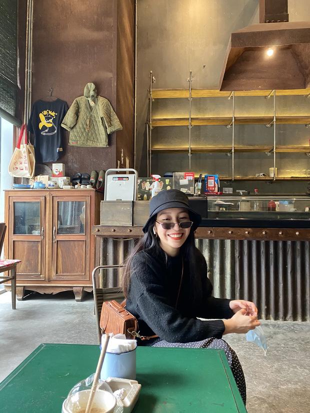 Hiếm hoi con gái diva Mỹ Linh khoe ảnh bên chị gái cùng cha khác mẹ-5