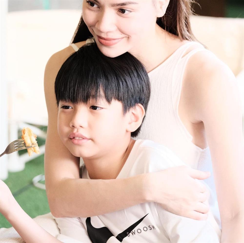 Mãn nhãn tiệc sinh nhật nhiệt đới của con cả Hồ Ngọc Hà-13