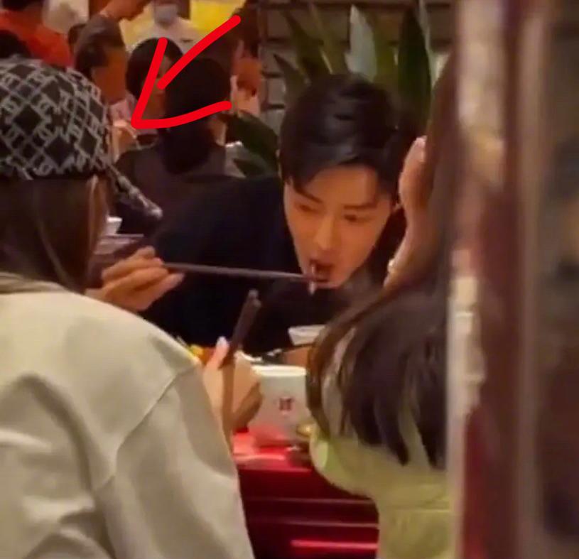 Tiêu Chiến - Lý Thấm lộ ảnh bên nhau, lời đồn hẹn hò là sự thật?-1