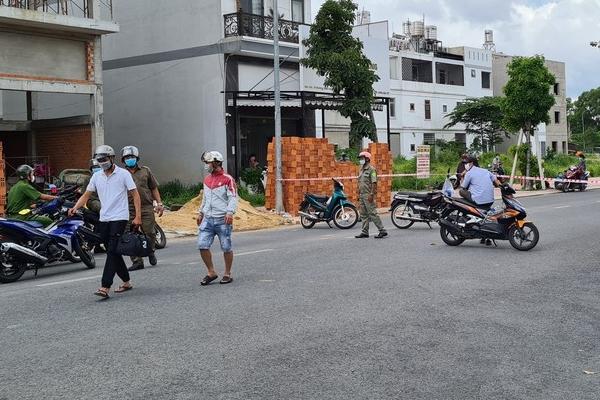 Hé lộ nguyên nhân 2 người chết trong công ty bất động sản ở Bình Dương-2