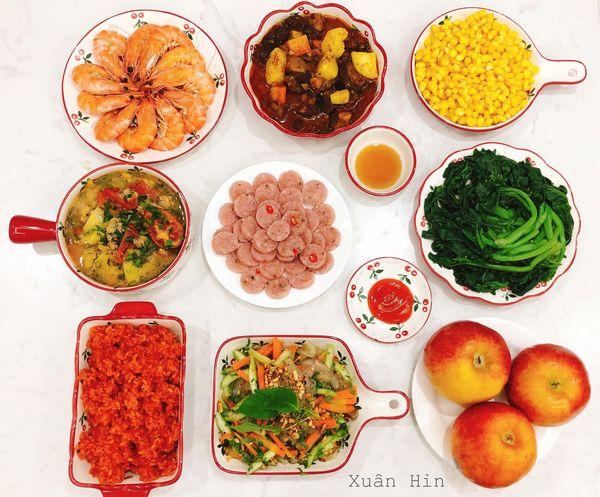 9x đảm đang với loạt mâm cơm đẹp mắt, vừa được ăn ngon lại tiện cho việc sống ảo-2
