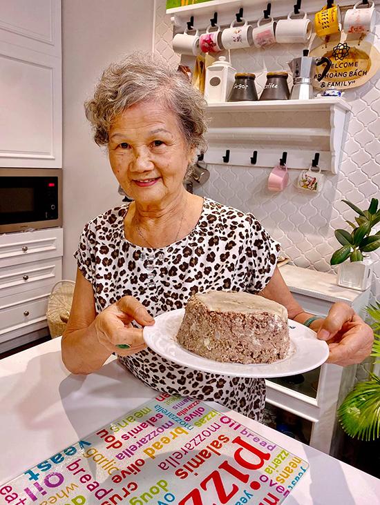 Vợ Hoàng Bách được mẹ chồng dạy làm pate gia truyền-1