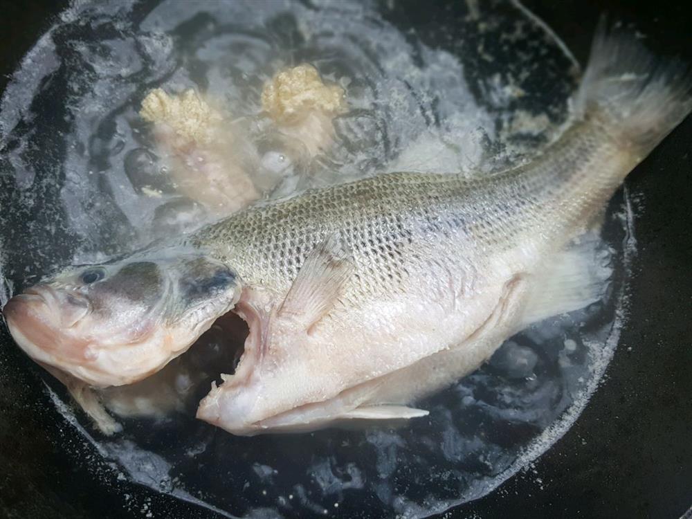 Cách làm món cá nướng kiểu Thái, ăn đến tận xương vẫn còn thèm-6