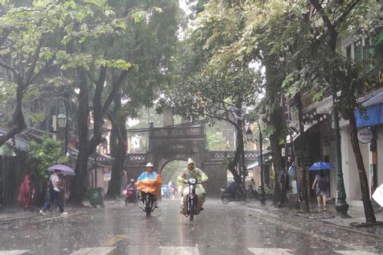 Từ đêm 21/6, Bắc Bộ có mưa diện rộng, giảm nhiệt