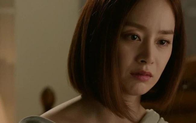 Đang ngồi ăn cơm với mẹ chồng, bà bỗng nổi trận lôi đình kéo tôi đi đến một nơi bất ngờ-1