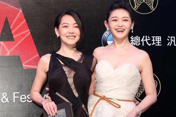 Ảnh ăn cơm của nữ nghệ sĩ bên hai con gái bị chỉ trích kém duyên-2