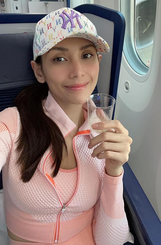 Tình yêu vượt khoảng cách địa lý của Võ Hoàng Yến-1