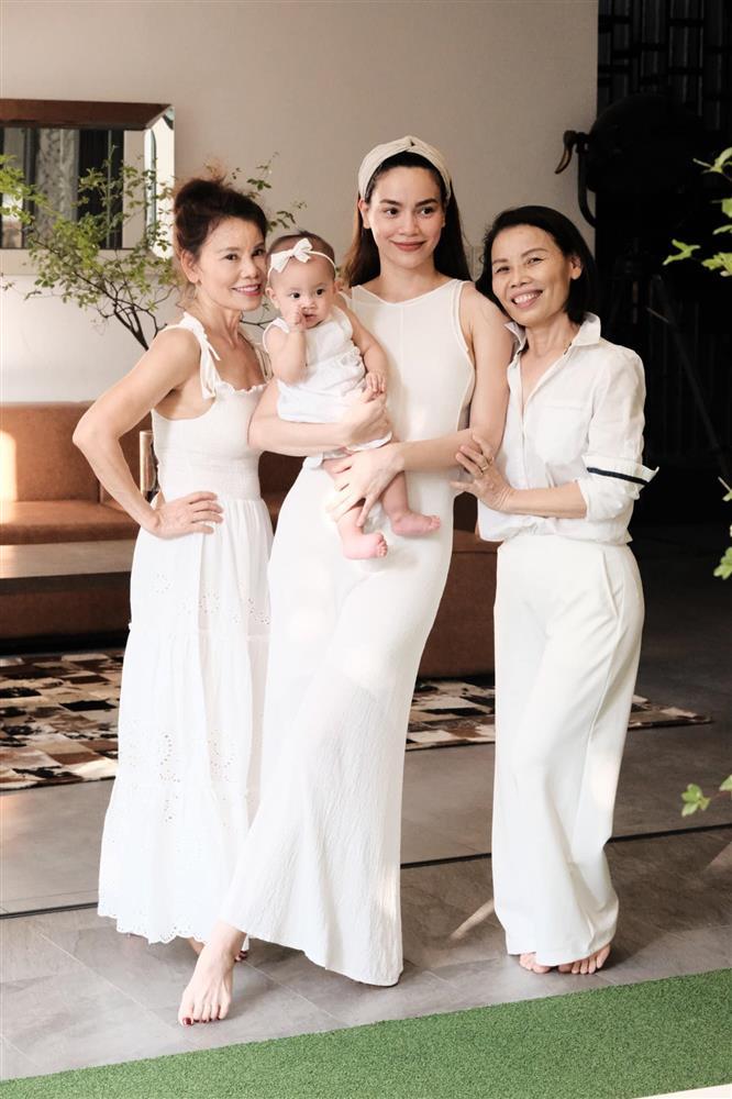 Để ý mới thấy Kim Lý phá banh dress code tiệc sinh nhật Subeo-8