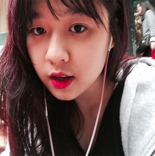 Nữ MC được ông chú triệu phú cầu hôn lộ ảnh thời mập ú 83kg-5