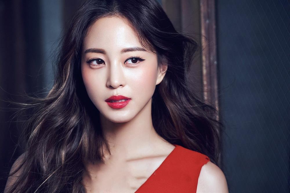 Nữ diễn viên tiêu tan 19 năm sự nghiệp vì cáo buộc bán dâm-1