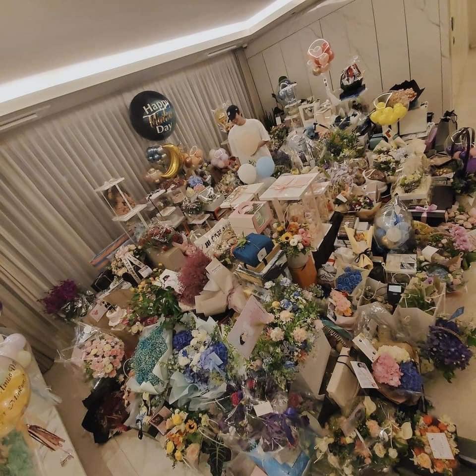 Lee Min Ho lọt thỏm giữa núi quà sinh nhật khủng tuổi 34-2