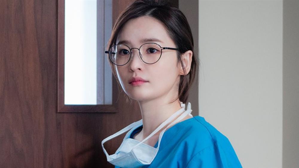 Dàn sao làm nên những câu chuyện xúc động ở Chuyện đời bác sĩ-15