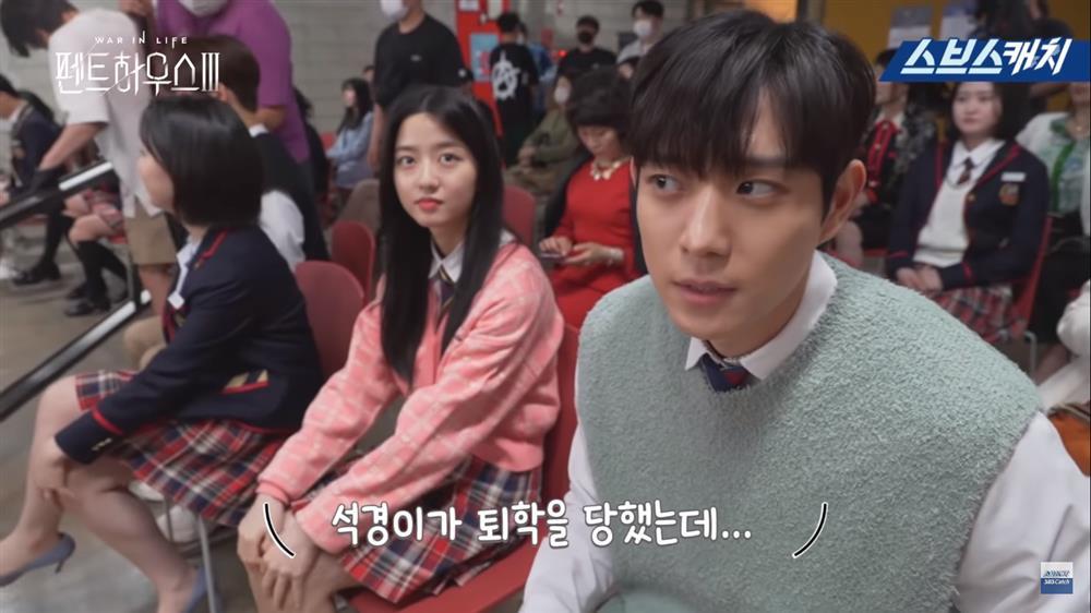 Hậu trường Penthouse 3 tập 3: Dượng Tê thương nhớ Shim Soo Ryeon từ phim ra đời-6