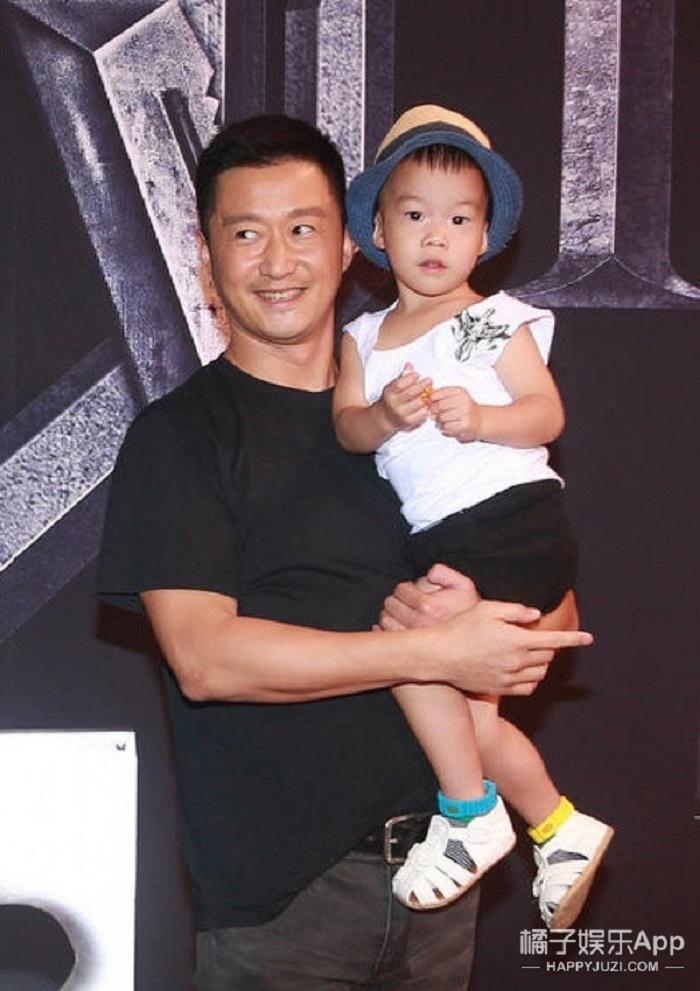 Top 10 sao Hoa ngữ gây thiện cảm: Triệu Lệ Dĩnh thua tới 3 người-8