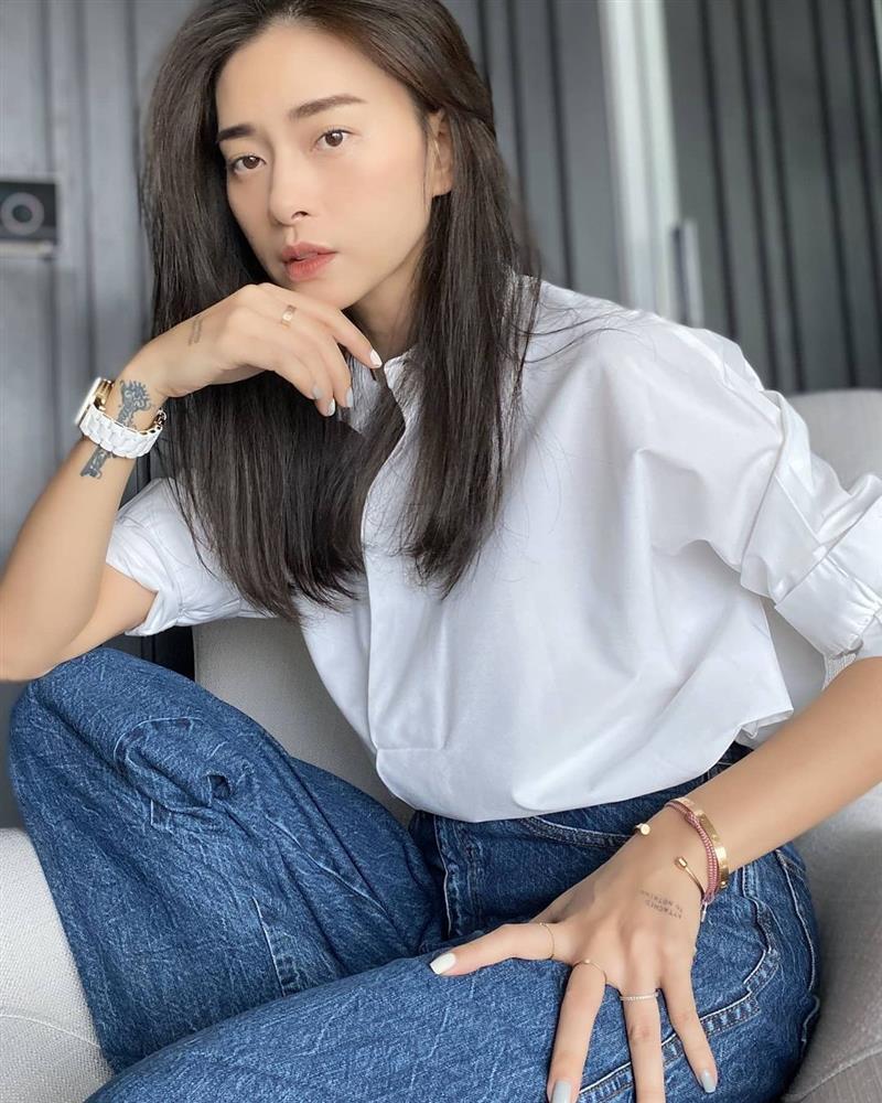 4 mỹ nhân Việt có style công sở chuẩn thanh lịch-3