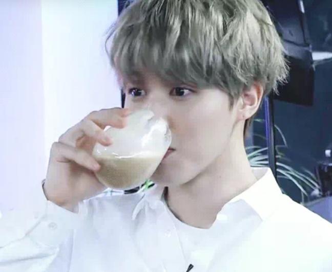 Món đồ uống loạt sao Hàn phát cuồng hóa ra cực bình dân, 5 phút là xong-2