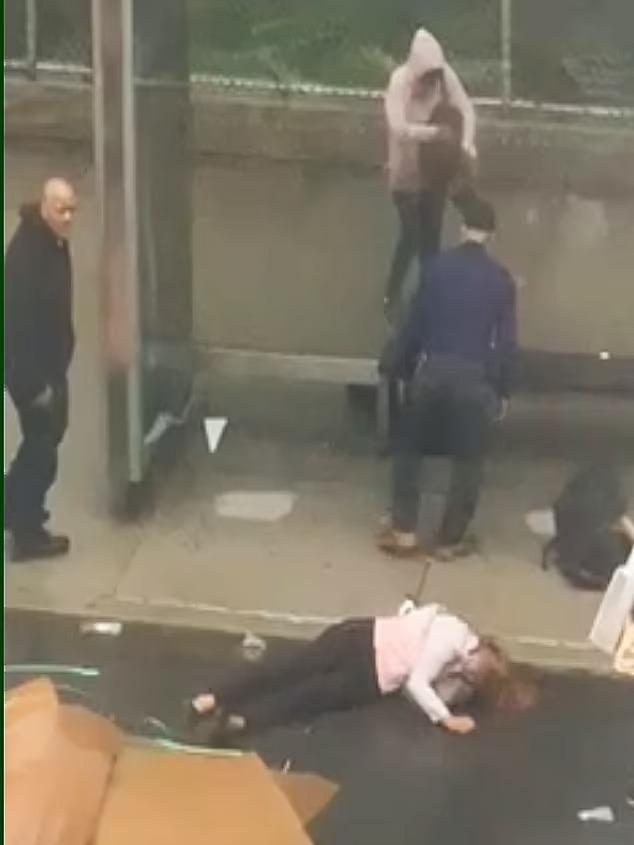 Ghen mù quáng, gã đàn ông cầm dùi cui phang vợ chết tức tưởi-2