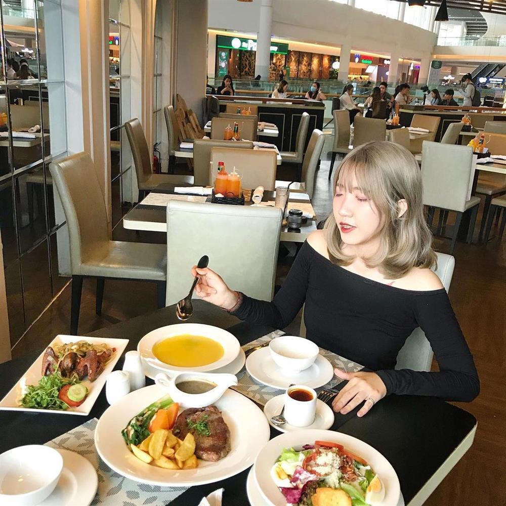 Cô gái đòi bạn trai cho tiền đầu tư hóa ra là Food blogger nổi tiếng-2