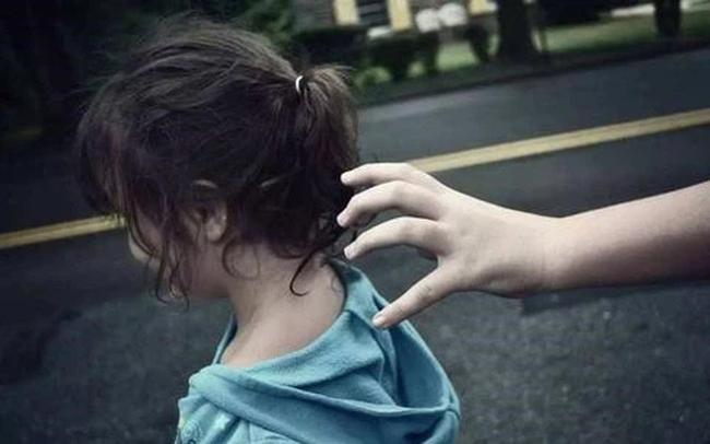 Kịp thời giải cứu 6 bé gái trong đường dây buôn bán trẻ em, trước khi bị đẩy tới các cơ sở karaoke, massage-1