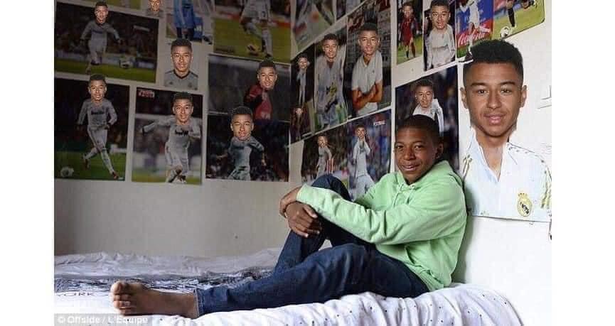 Từ fan thành đối thủ: Nóng rẫy khoảnh khắc CR7 đổi áo, check body Mbappé-2