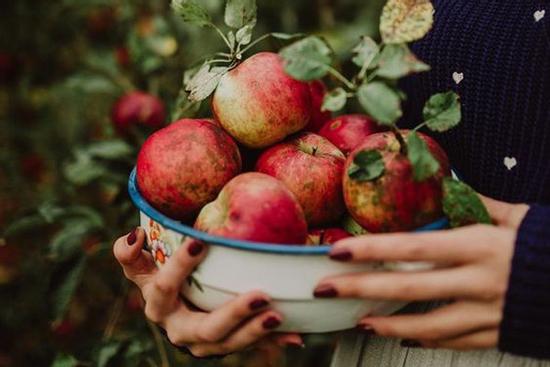 Tử vi 12 cung hoàng đạo thứ Sáu ngày 25/6/2021: Chuyện tình cảm của Cự Giải không tốt