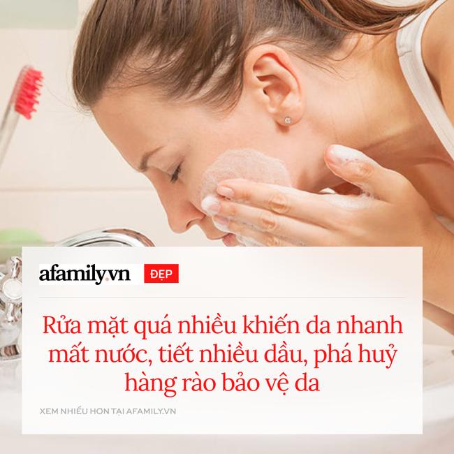 CẢNH BÁO: 8 bước skincare tưởng tốt nhưng lại càng khiến da xấu tệ hại-1