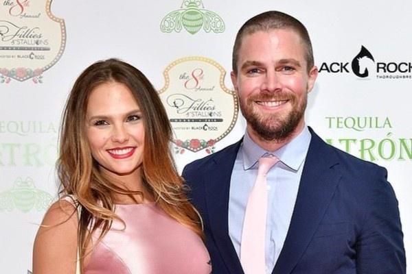 Thổi nến sinh nhật, tóc mỹ nhân Hollywood bốc cháy-3