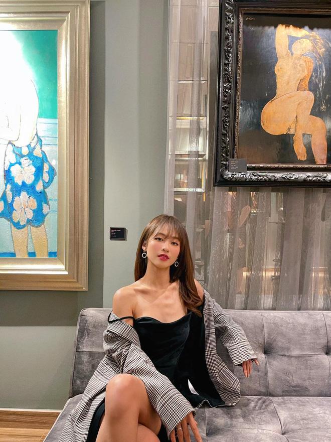 Hà Tăng, Ngọc Trinh lộ thềm ngực xương xẩu nhìn mà hoảng-2