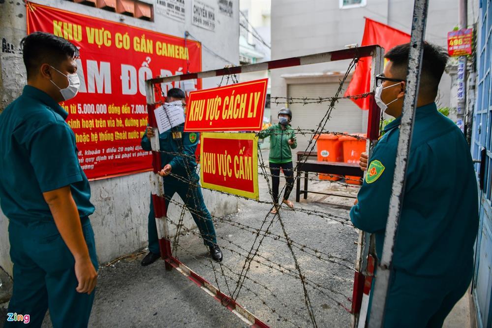 TP.HCM phong tỏa thêm nhiều khu vực huyện Hóc Môn từ 0h ngày 25/6-1