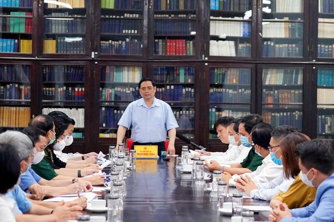 Thủ tướng chốt hạn phải có vắc xin phòng Covid-19 sản xuất trong nước-2