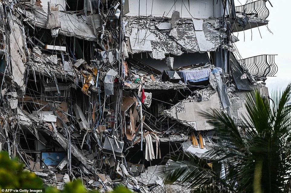 Tòa nhà 12 tầng ở Mỹ đổ sập, chớp mắt trở thành đống đổ nát, hoang tàn như ngày tận thế-2