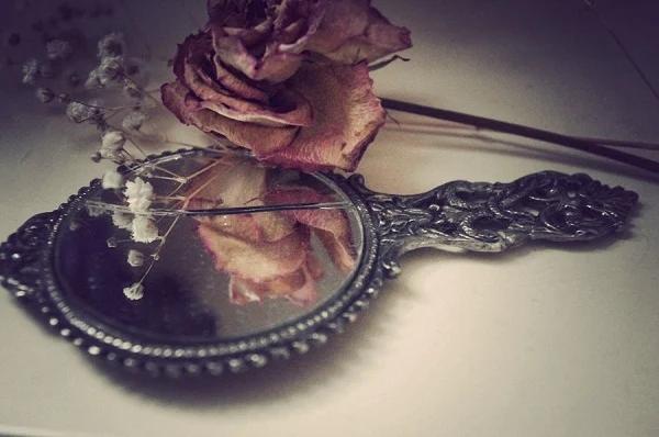 Ra đường thấy 4 đồ vật này không nên nhặt về kẻo vận xui đeo bám-2