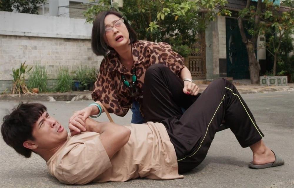 Hành động vô lý, phản cảm của dàn nhân vật Cây Táo Nở Hoa-1