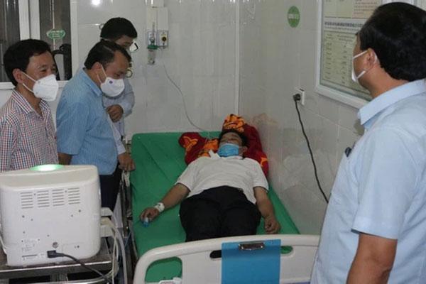 Giám đốc y tế kiệt sức sau 11 đêm thức trắng chiến đấu chống dịch Covid-19-1